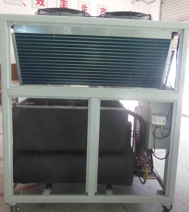 Không khí làm mát bằng nhiệt độ thấp chiller.jpg